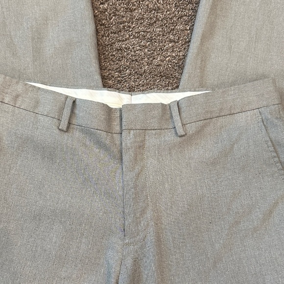 Kenneth Cole Reaction Men's Greige Pants 33x32 - Picture 2 of 3